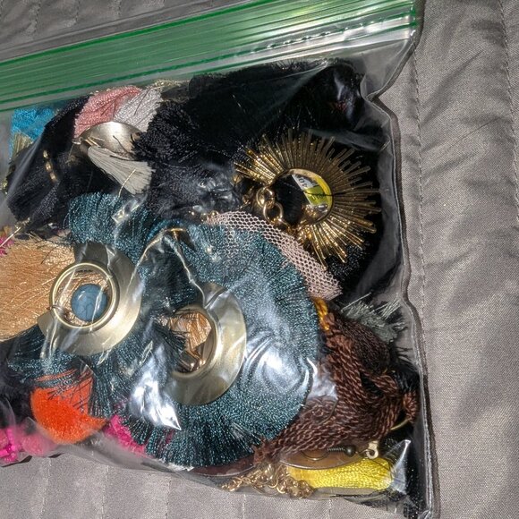 Bold Statement Earring Grab Bag 5310 - Picture 4 of 7